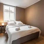 New! Modern In Historic Area Of Bergen! Appartement