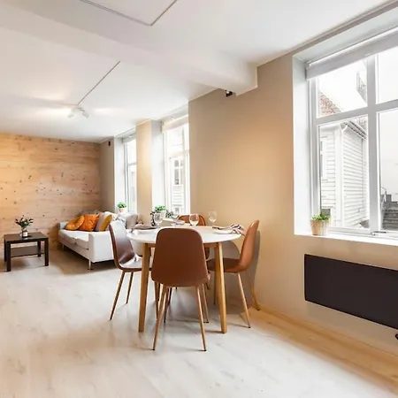 New! Modern In Historic Area Of Bergen! * ベルゲン